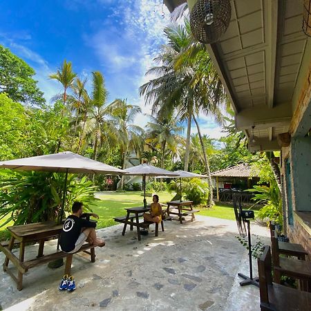 Babylon Mirissa Hostel ภายนอก รูปภาพ
