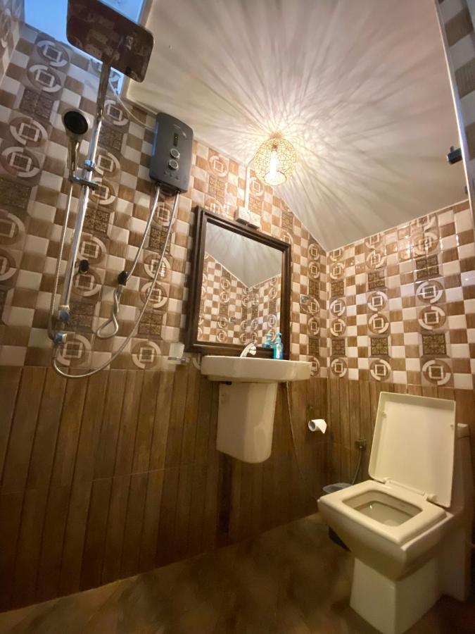 Babylon Mirissa Hostel ภายนอก รูปภาพ