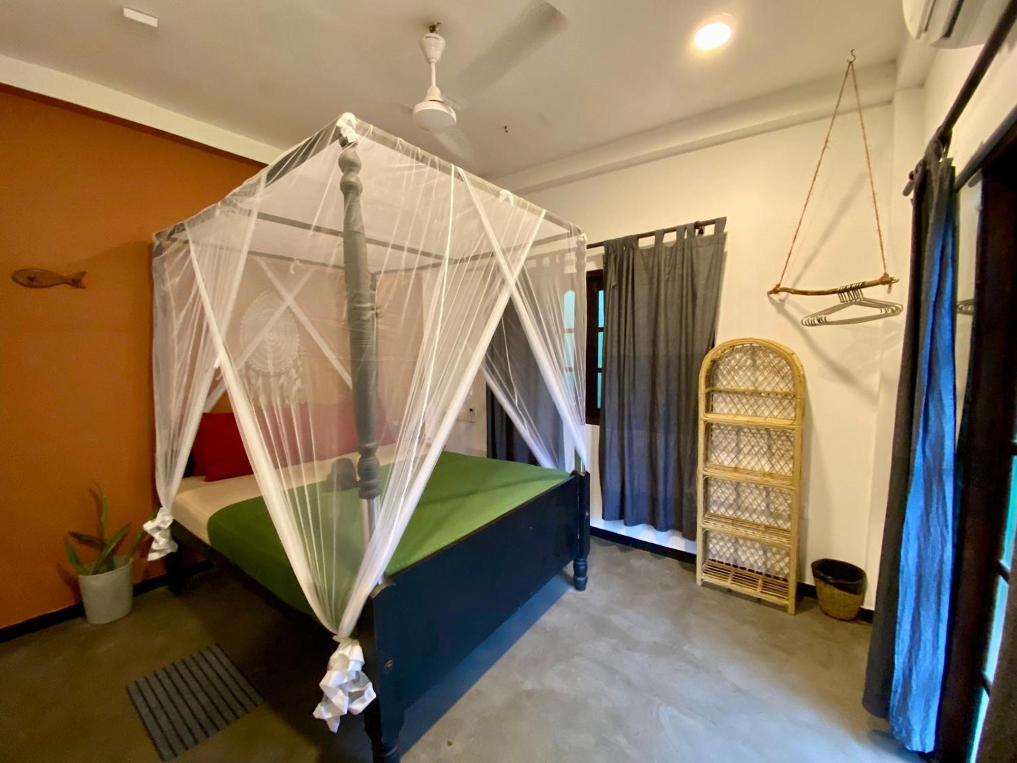 Babylon Mirissa Hostel ภายนอก รูปภาพ