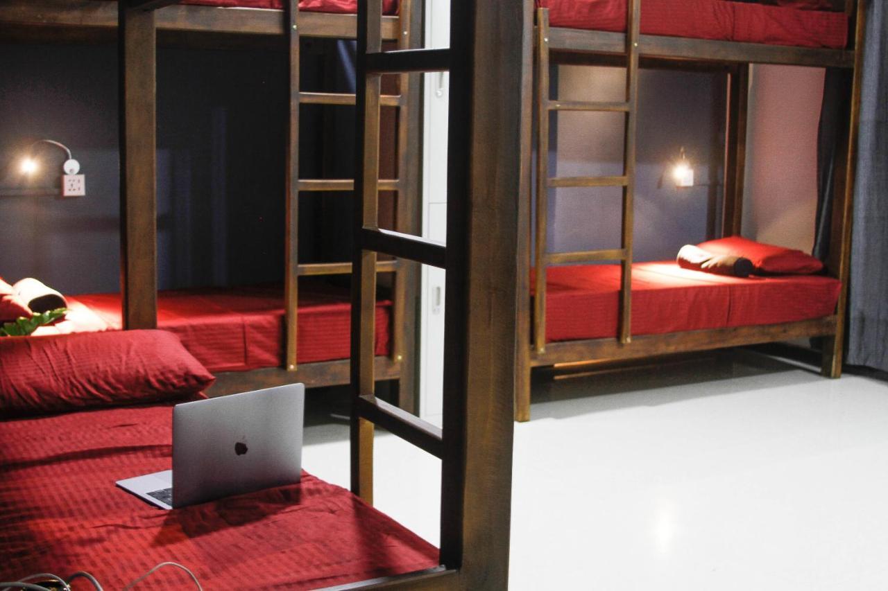 Babylon Mirissa Hostel ภายนอก รูปภาพ